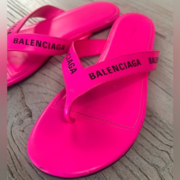 Balenciaga Neon Pink Women's Sandals thong size 39 - Picture 3 of 12